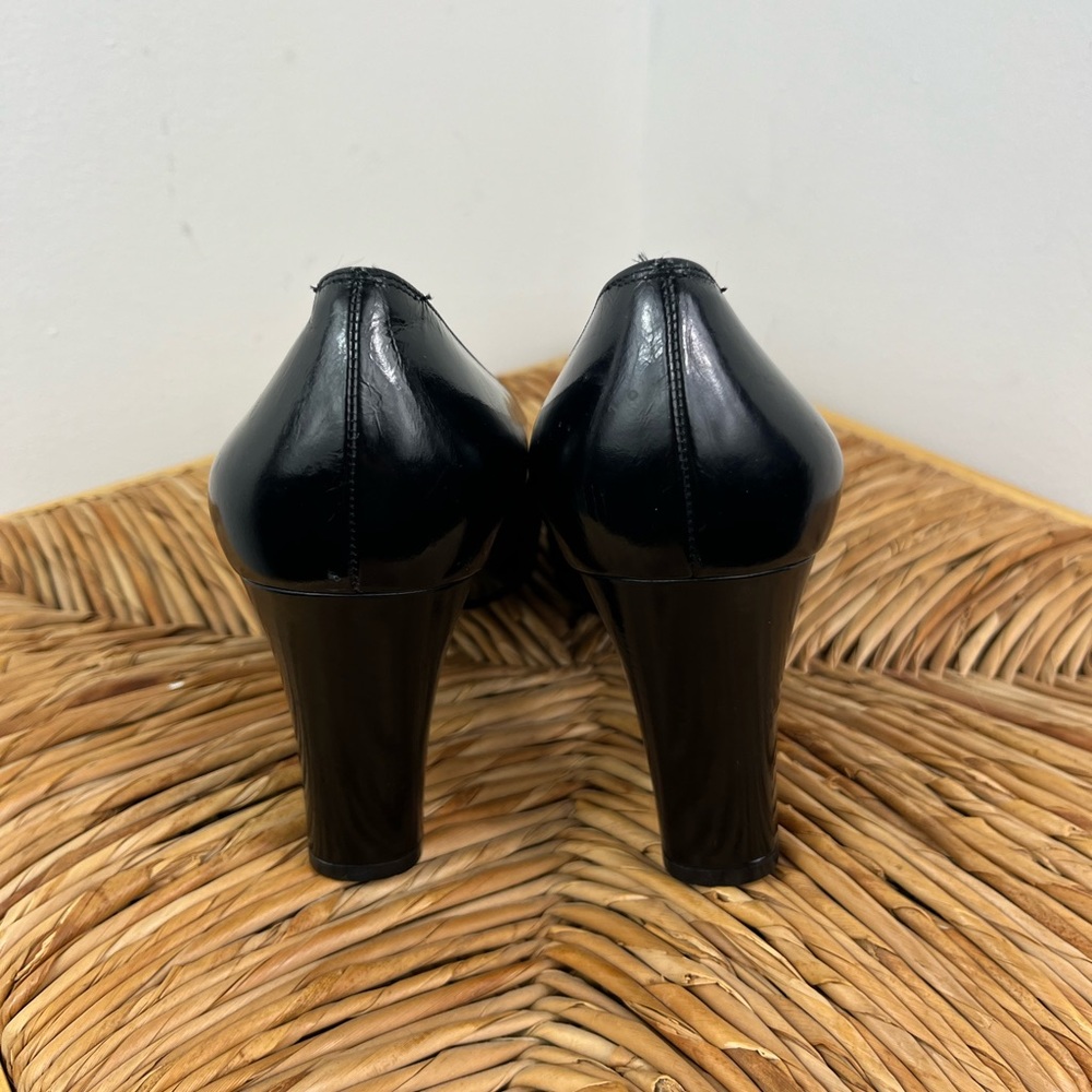 Vintage Salvatore Ferragamo Iconic Logo Heels Sz 7 1/2 - Picture 4 of 13
